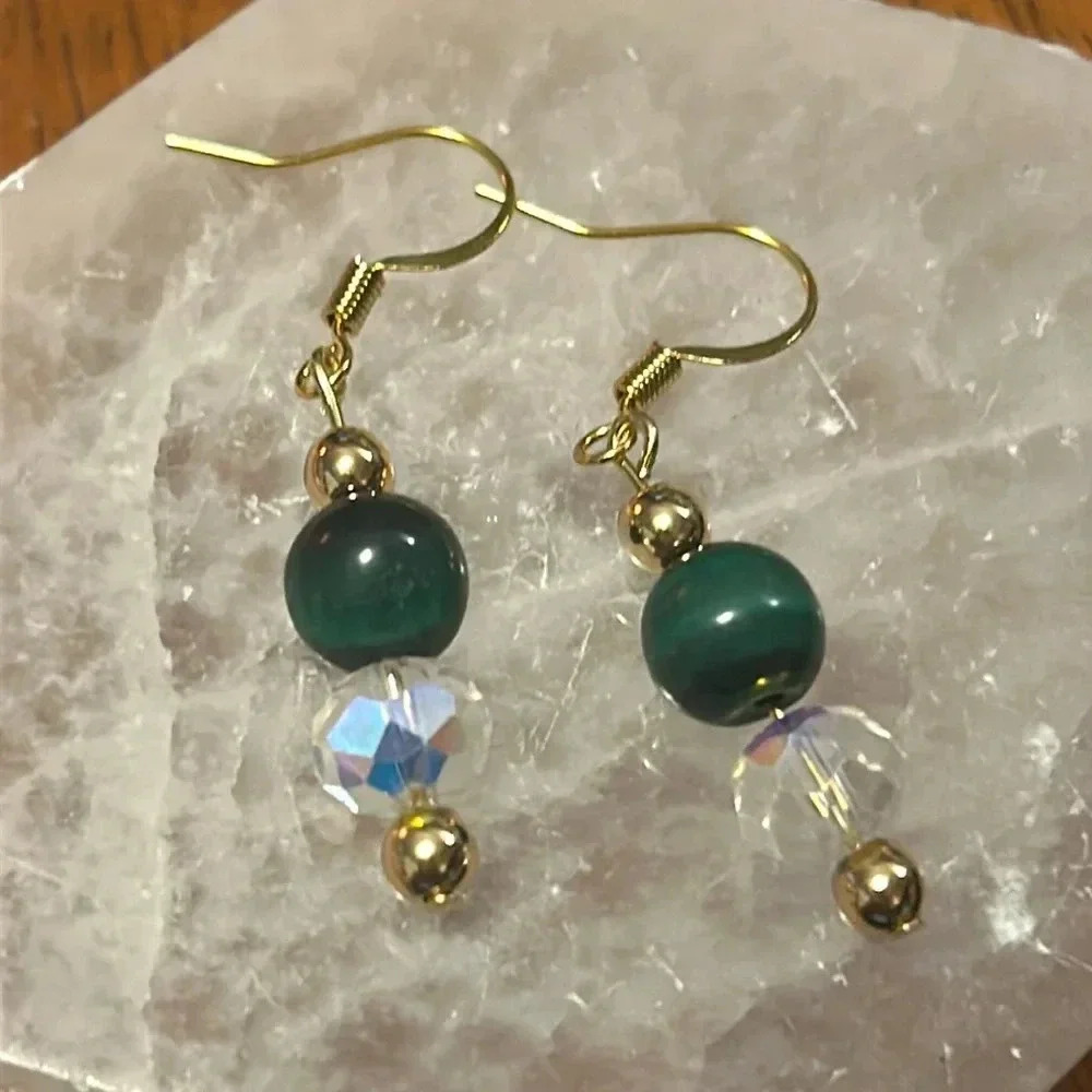 💚 Handmade malachite & gold tone hematite earrings ✨ - Picture 5 of 6